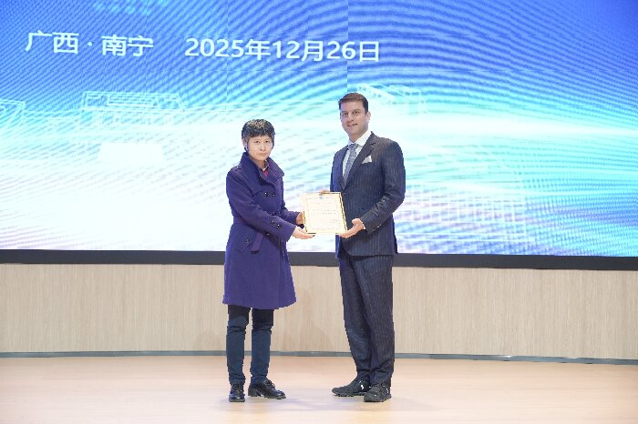 {KS:Field:Title} 第 4 张